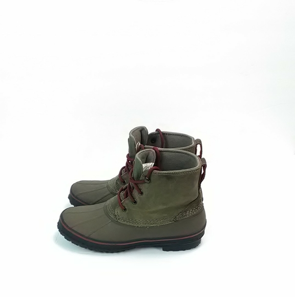 ugg zetik duck boot
